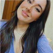 Profesora de apoyo escolar imparte sus clases para primaria y eso